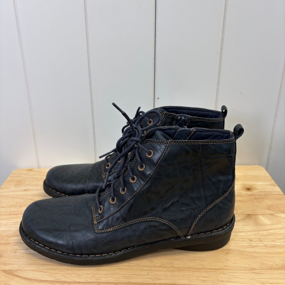 Clarks Nikki North Comfort Leather Lace Up Booties Women Size 10M Dark Academia - Picture 5 of 8